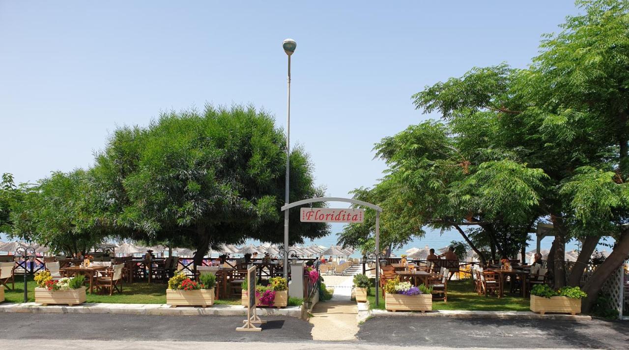 Vrachos Beach Hotel מראה חיצוני תמונה