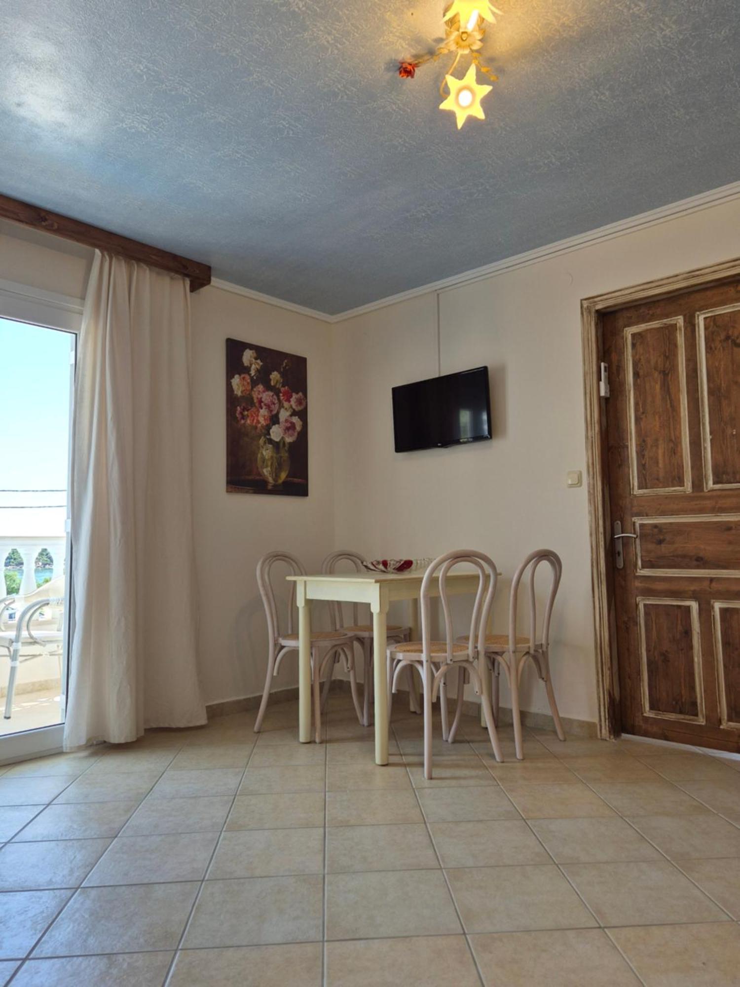 Vrachos Beach Hotel מראה חיצוני תמונה