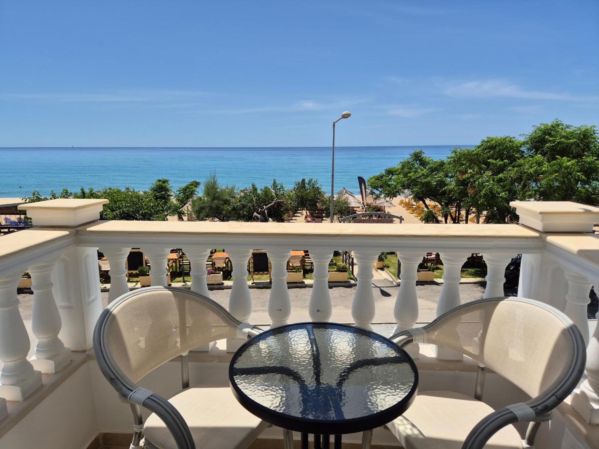 Vrachos Beach Hotel מראה חיצוני תמונה