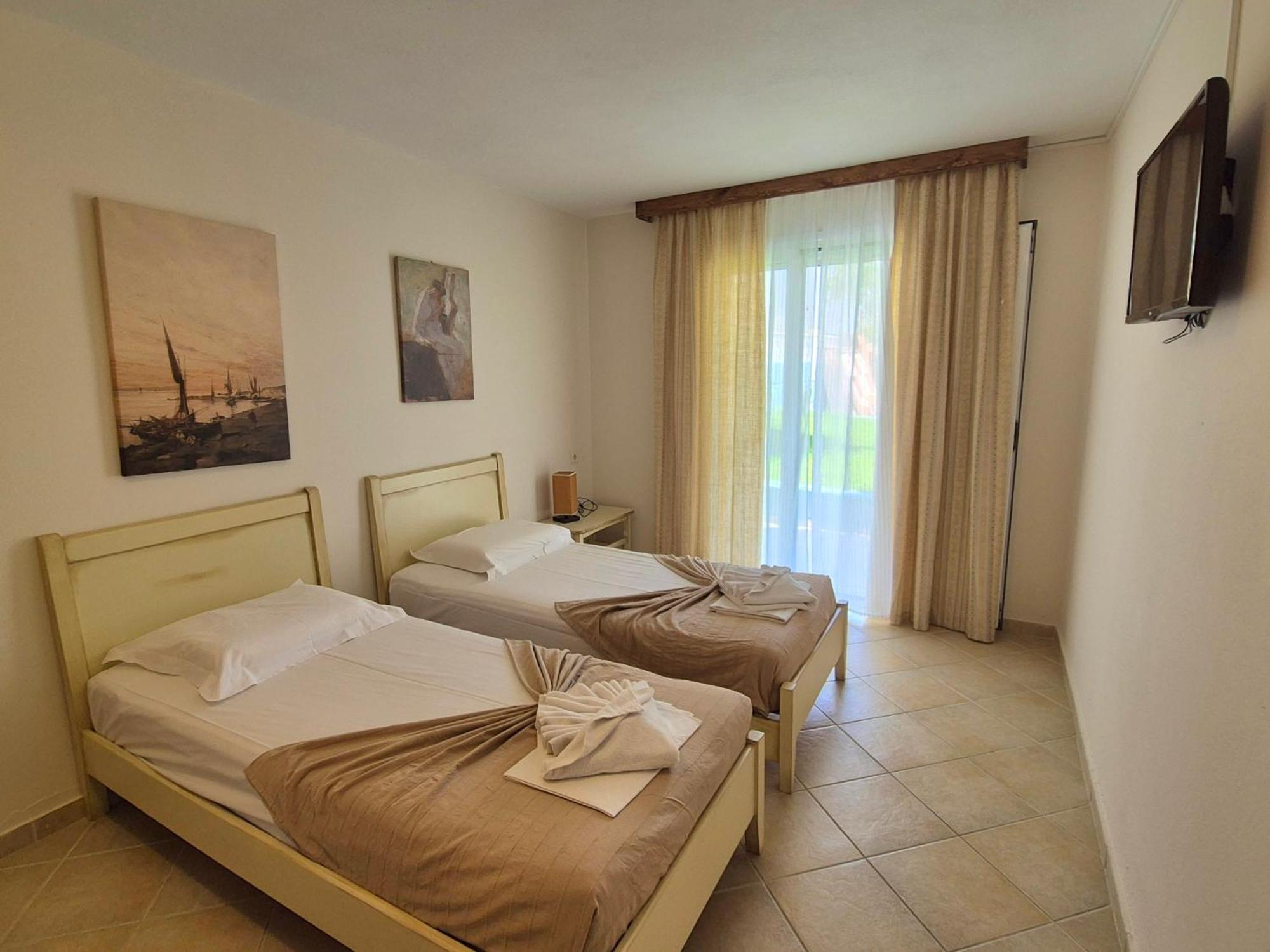 Vrachos Beach Hotel מראה חיצוני תמונה